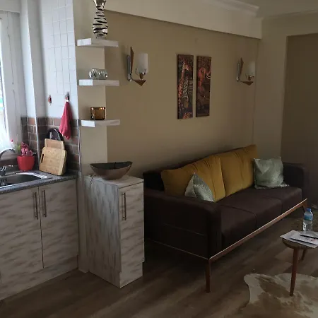 بيت للعطل Karia Homes *