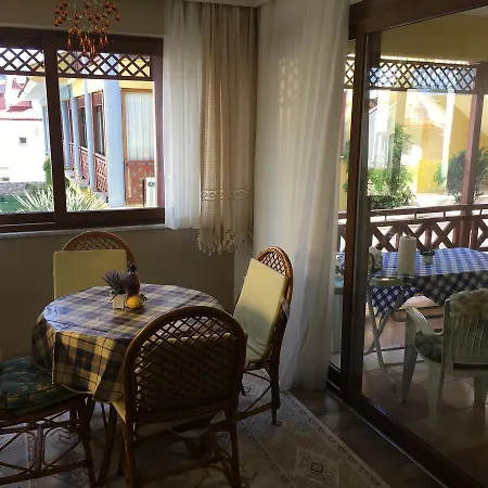 بيت للعطل Karia Homes